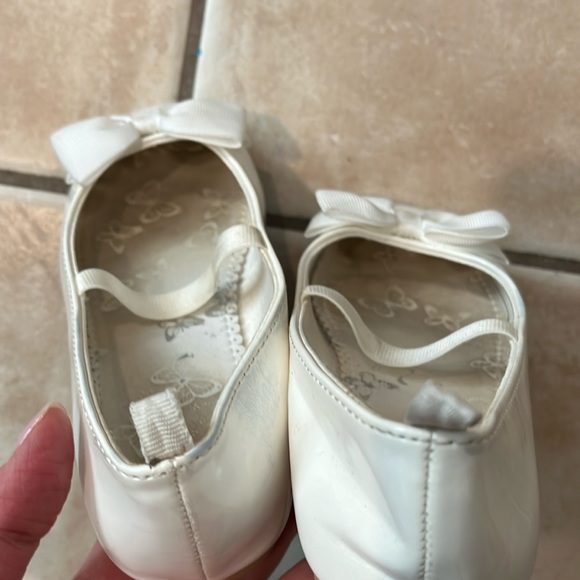 Girls shoes - Picture 3 of 4